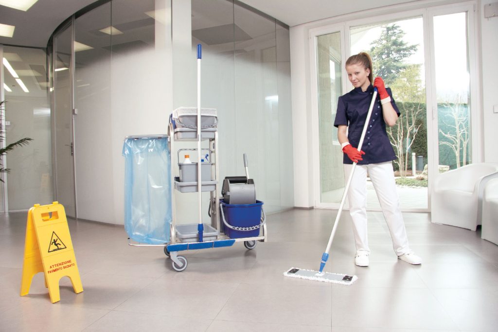 خادمات للتنازل