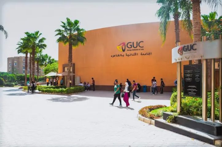 الطلاب السعوديين