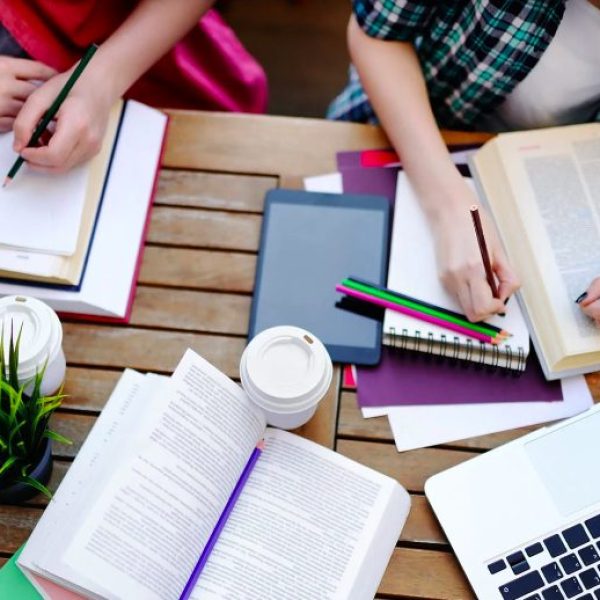 الدراسة بالخارج