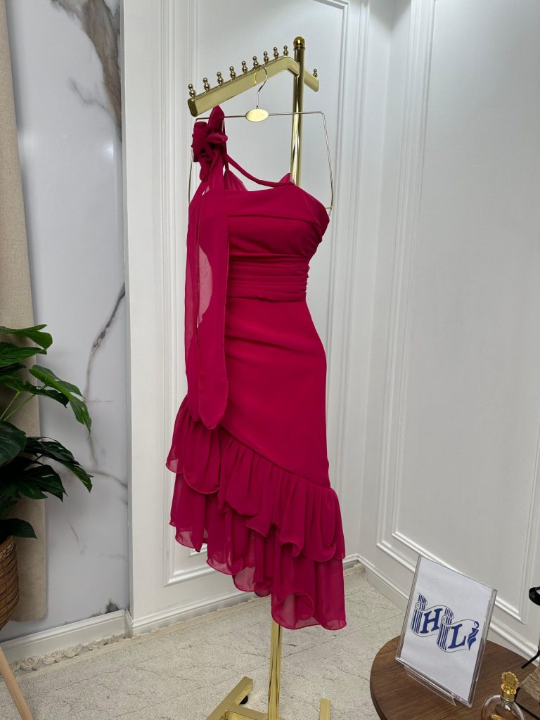 فساتين سهرة طويلة وقصيرة فخمة بالسعودية