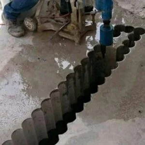 توفير الغبار مع تقنيات القص الرطب